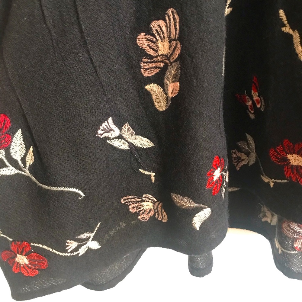 Zara Black Floral Embroidered Long-Sleeve Tunic Dress - Picture 12 of 15